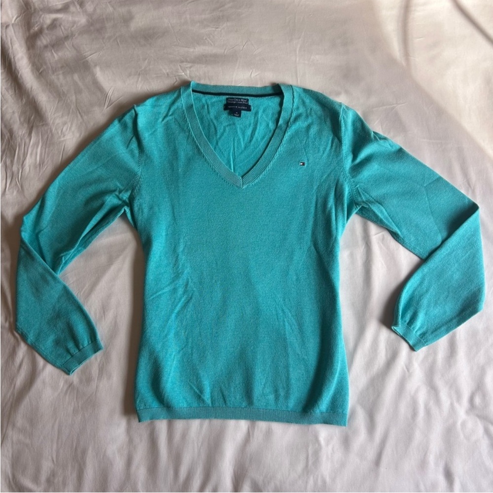 Tommy Hilfiger Teal V-Neck Sweater – Size Medium